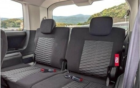 Mitsubishi Delica D:5 I, 2023 год, 2 900 000 рублей, 14 фотография