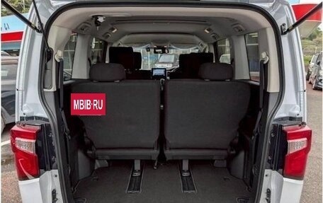 Mitsubishi Delica D:5 I, 2023 год, 2 900 000 рублей, 16 фотография