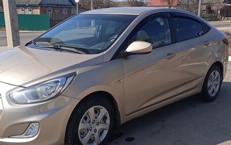 Hyundai Solaris II рестайлинг, 2011 год, 630 000 рублей, 6 фотография