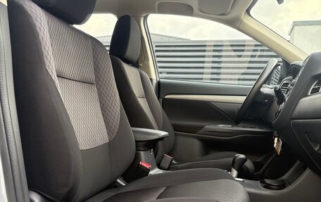 Mitsubishi Outlander III рестайлинг 3, 2012 год, 1 340 000 рублей, 30 фотография
