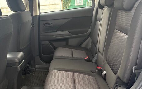 Mitsubishi Outlander III рестайлинг 3, 2012 год, 1 340 000 рублей, 28 фотография