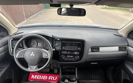 Mitsubishi Outlander III рестайлинг 3, 2012 год, 1 340 000 рублей, 24 фотография