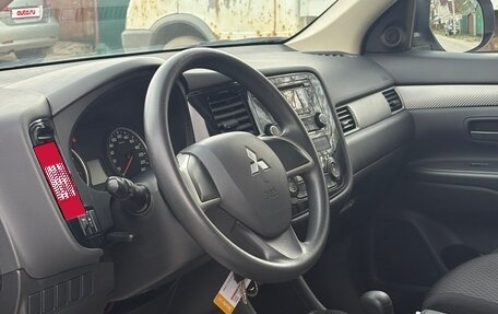 Mitsubishi Outlander III рестайлинг 3, 2012 год, 1 340 000 рублей, 26 фотография