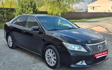 Toyota Camry, 2014 год, 1 670 000 рублей, 7 фотография