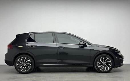 Volkswagen Golf VIII, 2022 год, 1 584 230 рублей, 7 фотография