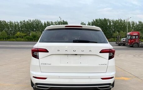 Skoda Karoq I, 2022 год, 1 740 000 рублей, 12 фотография