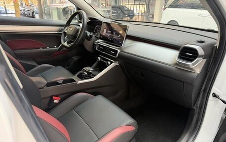 Geely Coolray I, 2022 год, 1 085 000 рублей, 9 фотография