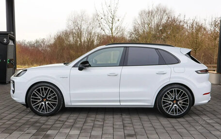 Porsche Cayenne III, 2026 год, 19 870 000 рублей, 3 фотография