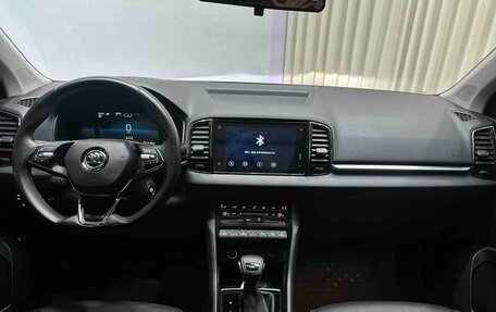 Skoda Karoq I, 2022 год, 1 765 000 рублей, 5 фотография