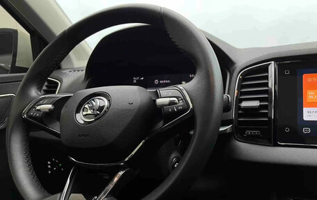 Skoda Karoq I, 2022 год, 1 758 000 рублей, 3 фотография