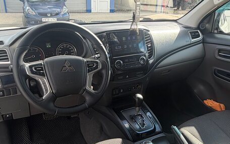 Mitsubishi L200 IV рестайлинг, 2017 год, 2 150 000 рублей, 8 фотография