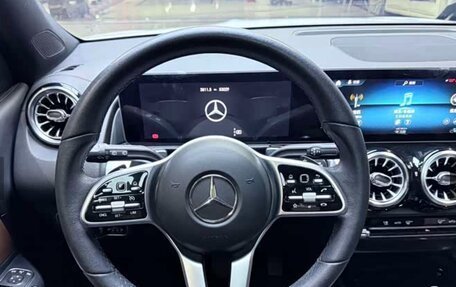 Mercedes-Benz GLB, 2022 год, 2 120 000 рублей, 10 фотография