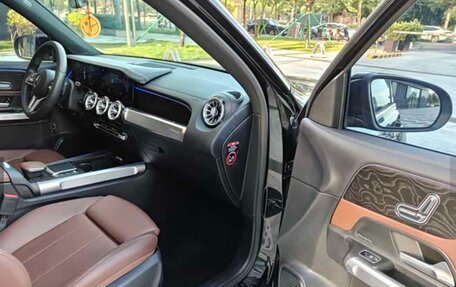 Mercedes-Benz GLB, 2022 год, 2 225 000 рублей, 9 фотография