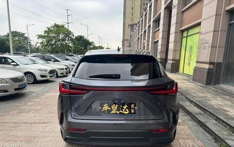 Lexus NX, 2022 год, 2 835 000 рублей, 5 фотография