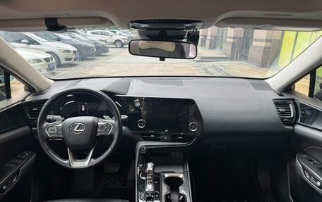 Lexus NX, 2022 год, 2 835 000 рублей, 9 фотография
