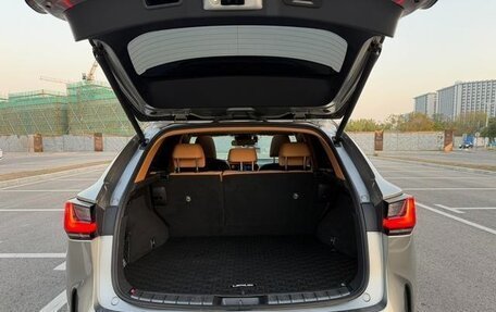 Lexus NX, 2022 год, 2 824 000 рублей, 19 фотография