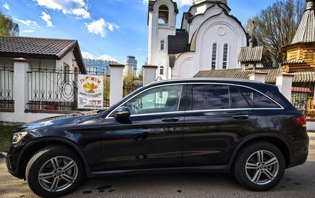 Mercedes-Benz GLC, 2019 год, 3 850 000 рублей, 2 фотография