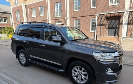 Toyota Land Cruiser 200, 2015 год, 4 600 000 рублей, 1 фотография