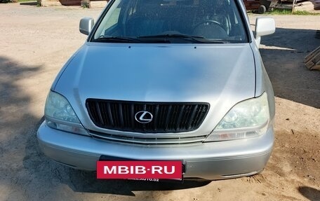 Lexus RX IV рестайлинг, 2001 год, 600 000 рублей, 5 фотография