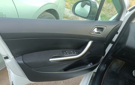Peugeot 308 II, 2011 год, 485 000 рублей, 11 фотография