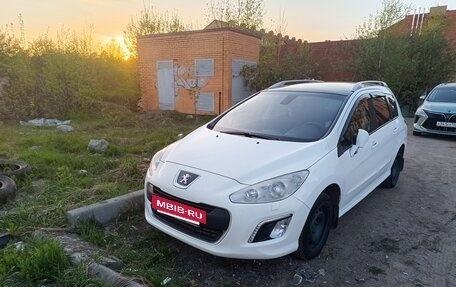 Peugeot 308 II, 2011 год, 485 000 рублей, 2 фотография
