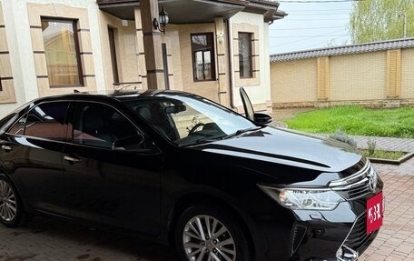 Toyota Camry, 2016 год, 2 250 000 рублей, 2 фотография