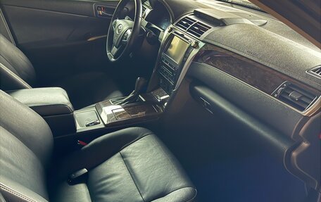 Toyota Camry, 2016 год, 2 250 000 рублей, 7 фотография