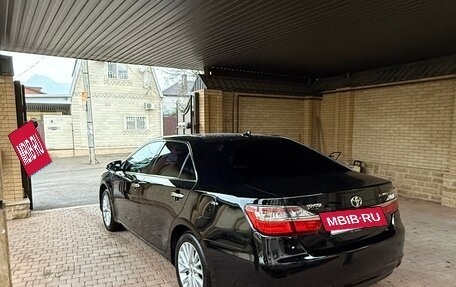 Toyota Camry, 2016 год, 2 250 000 рублей, 14 фотография