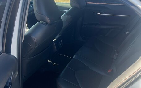 Toyota Camry, 2020 год, 2 990 000 рублей, 9 фотография