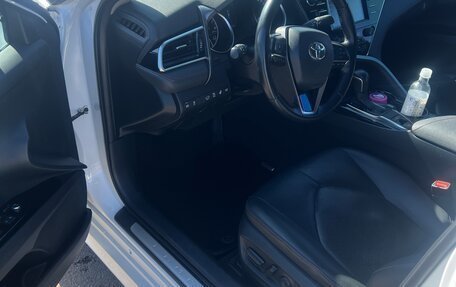 Toyota Camry, 2020 год, 2 990 000 рублей, 8 фотография