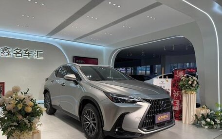 Lexus NX, 2022 год, 2 880 000 рублей, 3 фотография