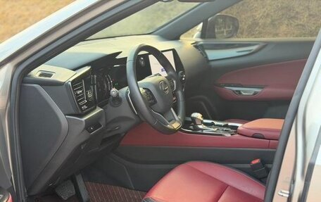 Lexus NX, 2022 год, 2 880 000 рублей, 7 фотография