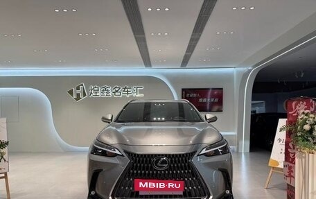 Lexus NX, 2022 год, 2 880 000 рублей, 2 фотография
