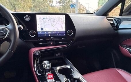Lexus NX, 2022 год, 2 880 000 рублей, 11 фотография
