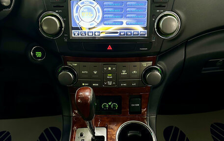 Toyota Highlander III, 2012 год, 2 099 000 рублей, 13 фотография