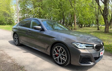 BMW 5 серия, 2021 год, 5 800 000 рублей, 8 фотография
