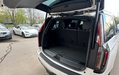 Cadillac Escalade V, 2021 год, 9 300 000 рублей, 25 фотография