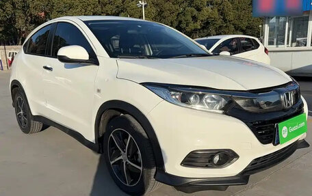 Honda Vezel, 2022 год, 1 285 000 рублей, 2 фотография