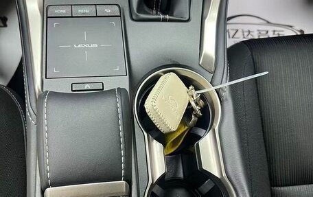 Lexus NX, 2022 год, 2 890 000 рублей, 18 фотография