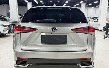 Lexus NX, 2022 год, 2 885 000 рублей, 5 фотография