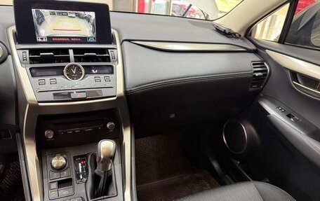 Lexus NX, 2022 год, 2 854 000 рублей, 13 фотография