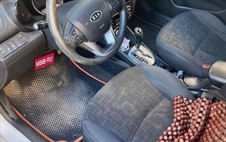 KIA Rio III рестайлинг, 2012 год, 750 000 рублей, 7 фотография