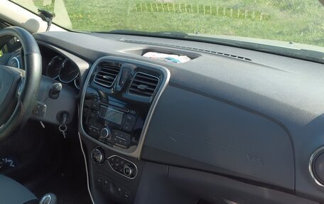 Renault Sandero II рестайлинг, 2016 год, 835 000 рублей, 7 фотография