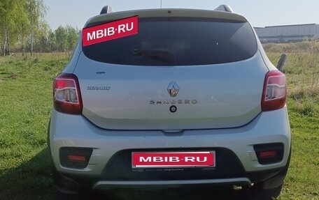 Renault Sandero II рестайлинг, 2016 год, 835 000 рублей, 2 фотография