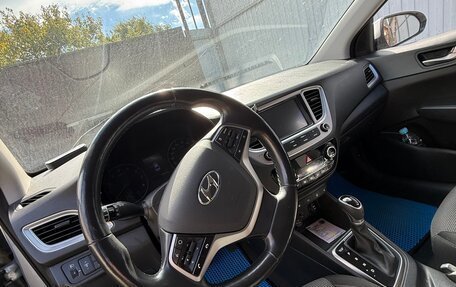 Hyundai Solaris II рестайлинг, 2019 год, 1 400 000 рублей, 13 фотография