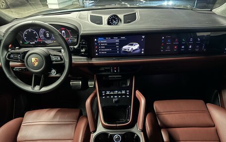 Porsche Cayenne III, 2024 год, 24 000 000 рублей, 17 фотография