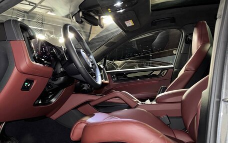 Porsche Cayenne III, 2024 год, 24 000 000 рублей, 19 фотография
