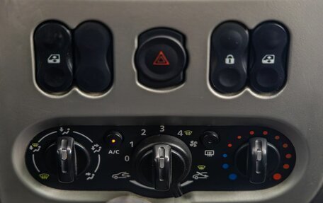 Renault Logan I, 2015 год, 798 000 рублей, 20 фотография