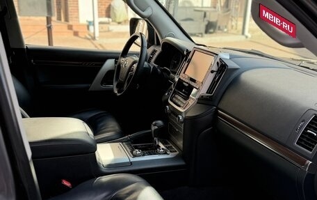 Toyota Land Cruiser 200, 2015 год, 4 600 000 рублей, 13 фотография