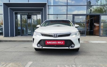 Toyota Camry, 2016 год, 2 232 000 рублей, 2 фотография